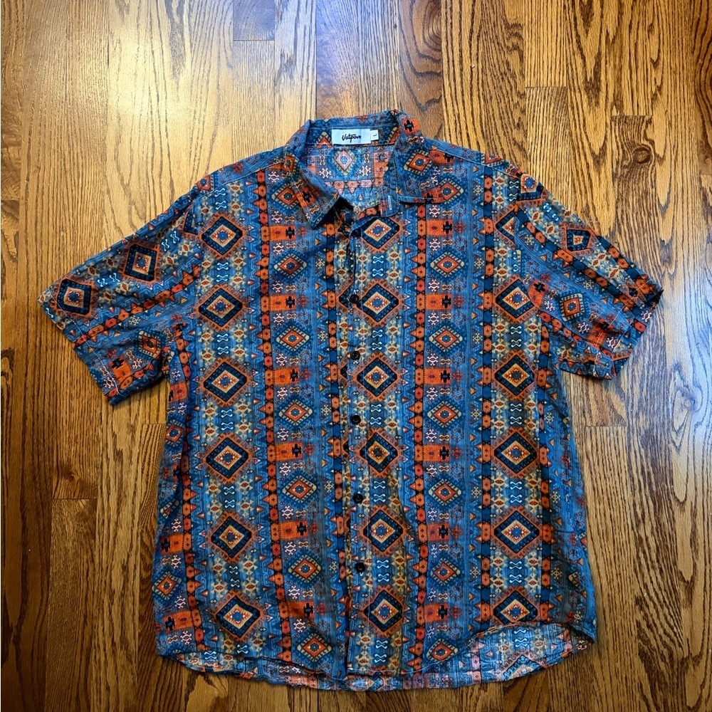 Vatpave Aztec Geometric Button Down Shirt – Men’s Size L